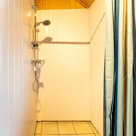 בית נופש Skandinavisches In רשלין